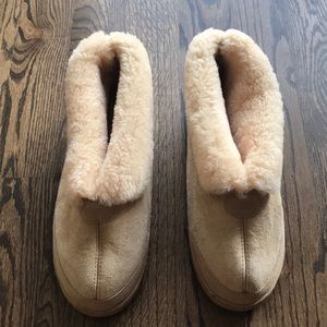 Men’s Australian sheepskin boot slippers, size 11